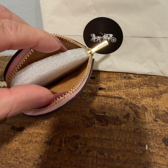 💗New! Coach! - Picture 10 of 13